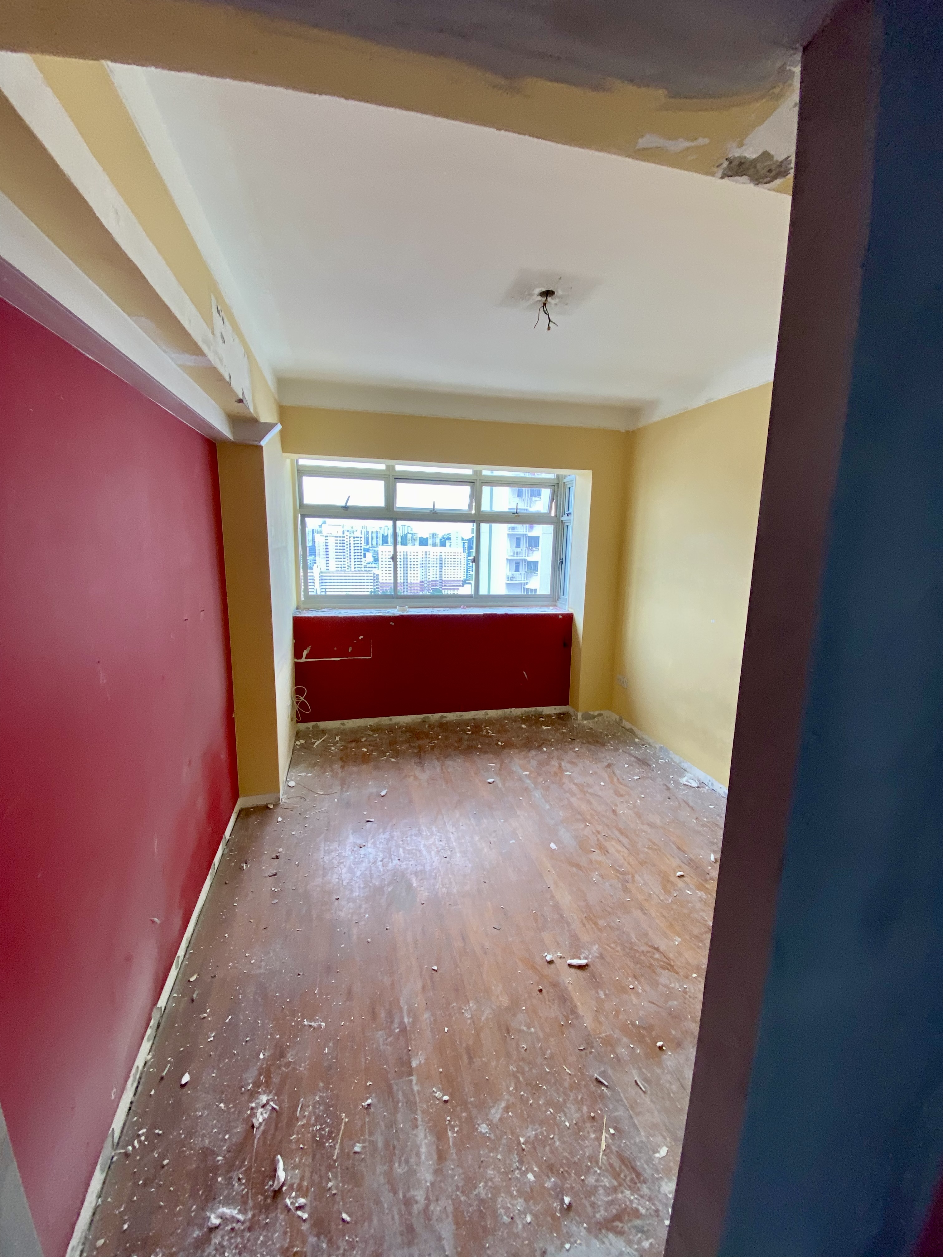 68 Forfar Heights interior before renovation photo 5