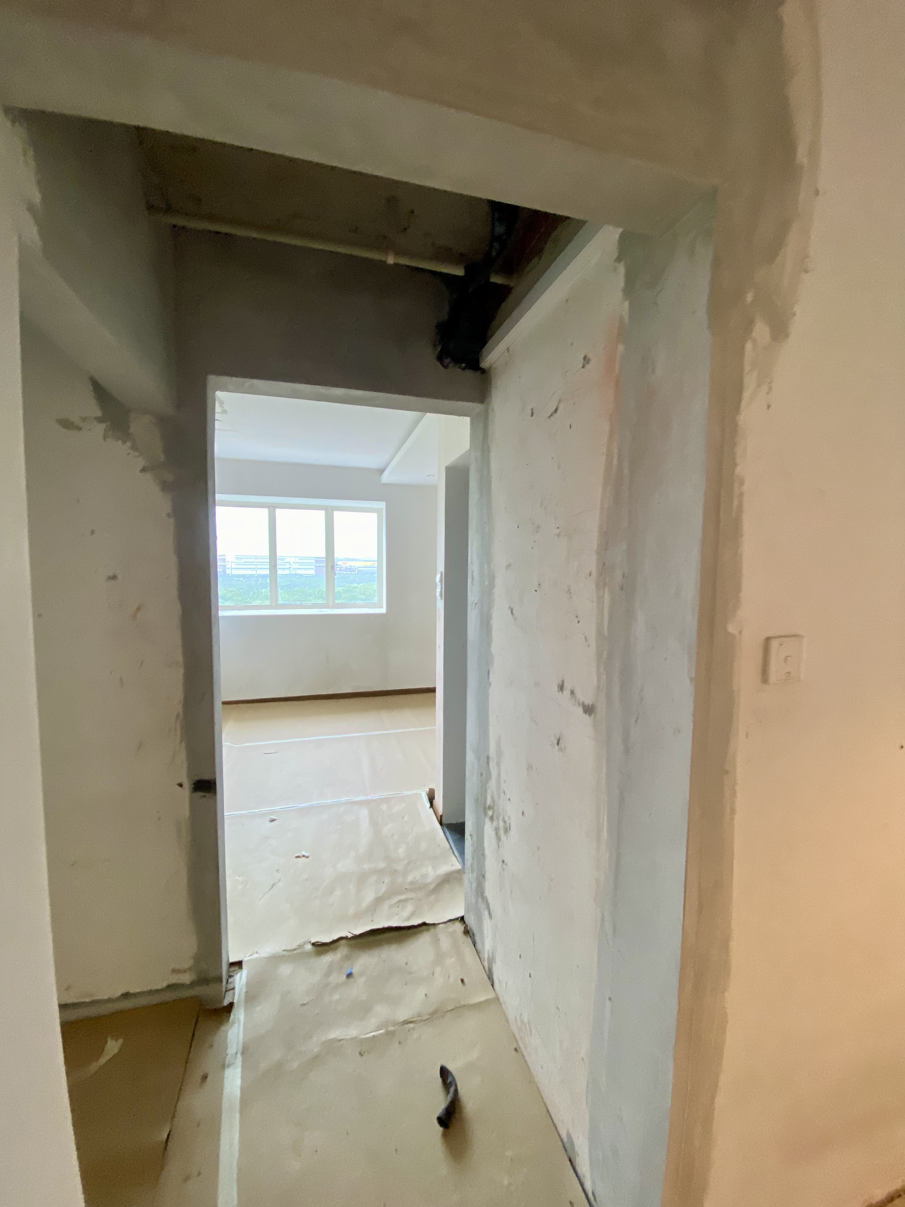 10 Kings Water Bay condo before painting and plastering works photo 7